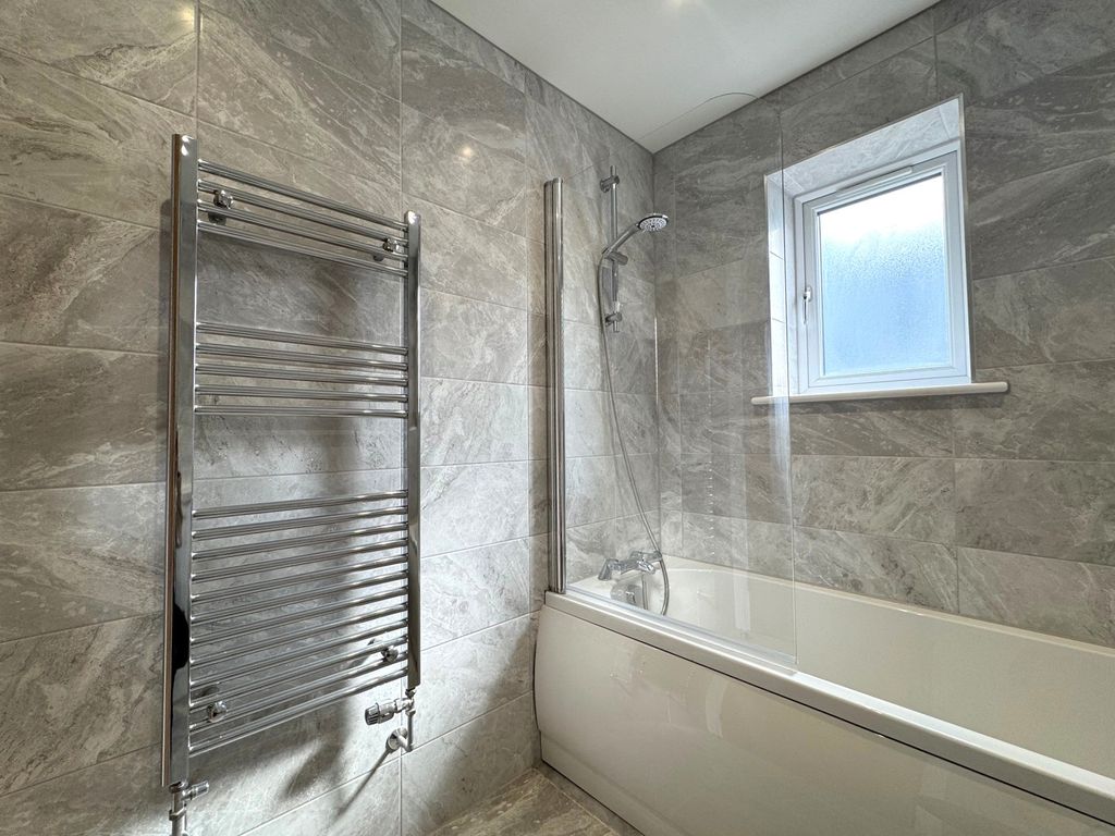 Property photo 3 of 5 Image