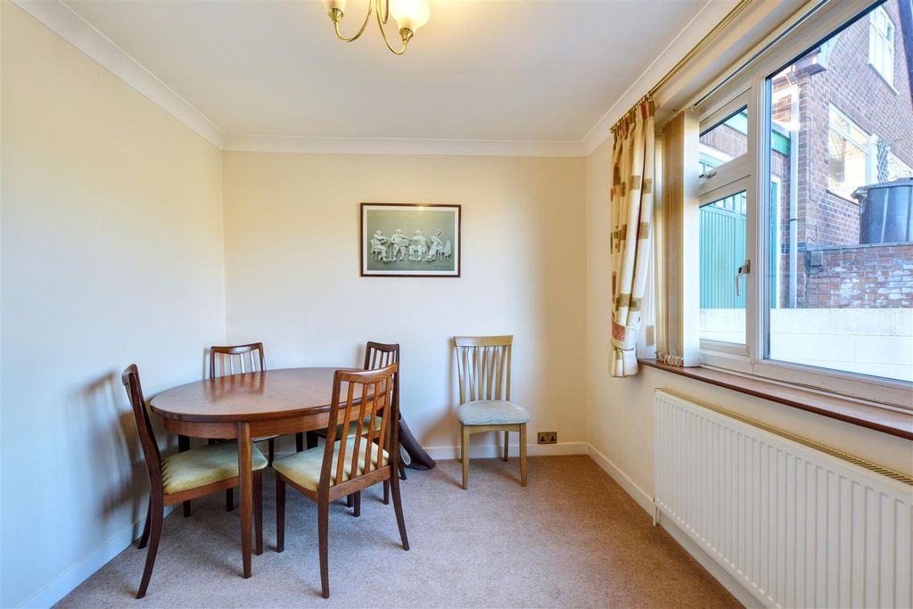 Property photo 3 of 18 Dining Room_2.Jpeg