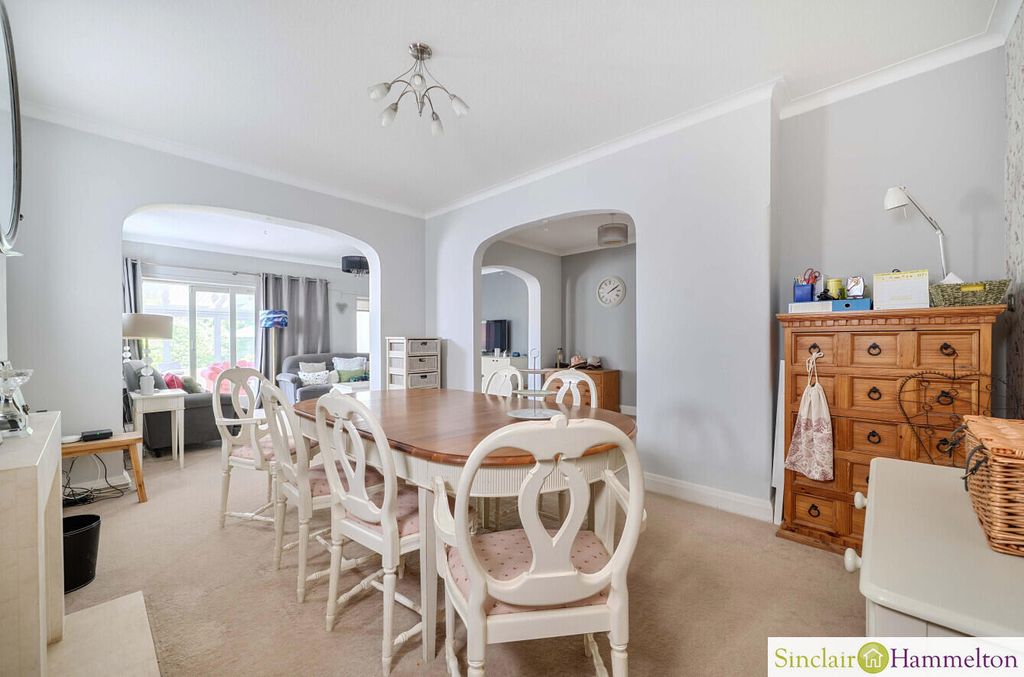 Property photo 3 of 20 Dining Room