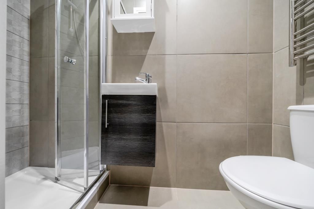 Property photo 3 of 6 3