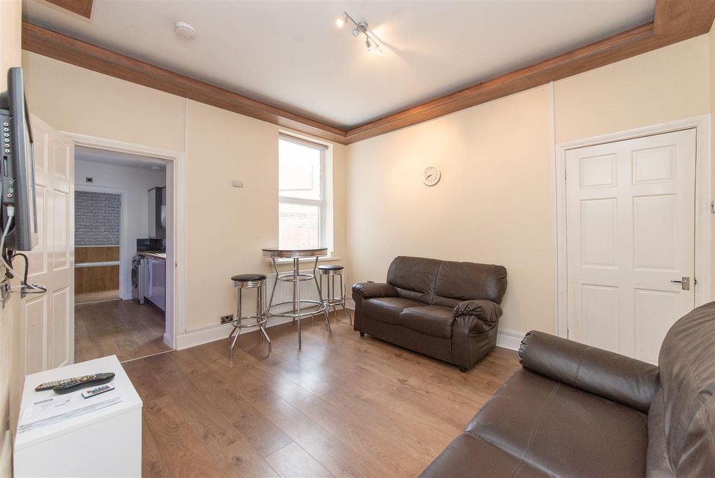 Additional image 25 of 6 bed flat for saleBayswater Road, Jesmond, Newcastle Upon Tyne NE2