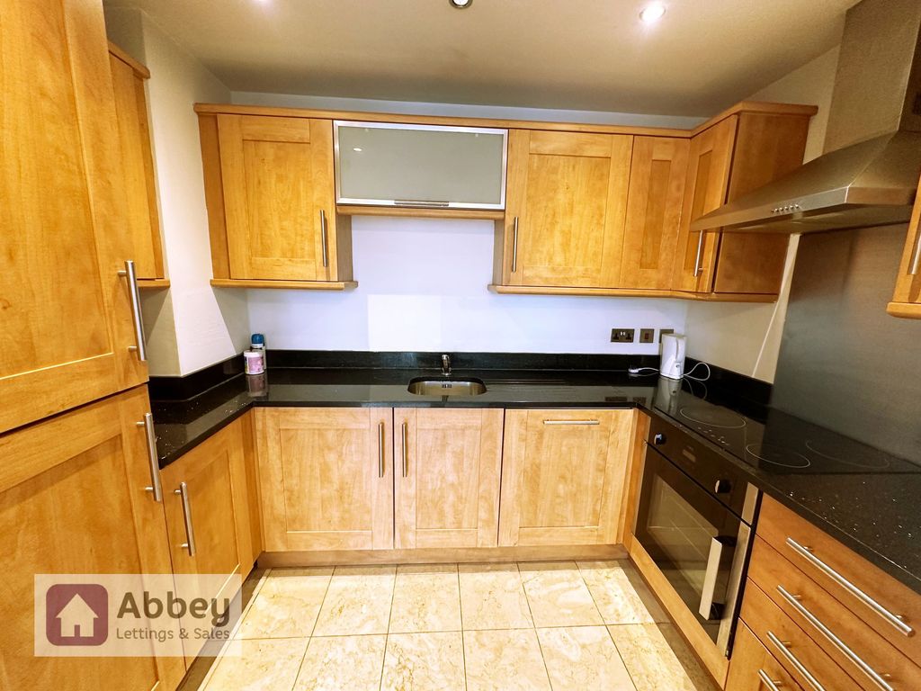 Property photo 3 of 28 Kitchen