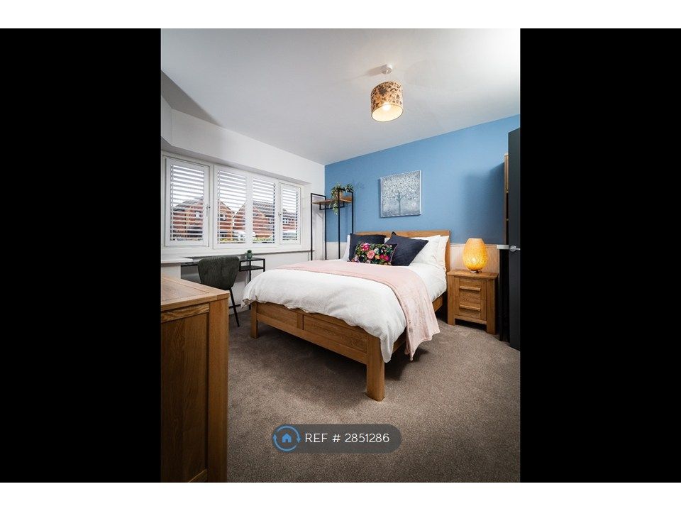 Property photo 1 of 25