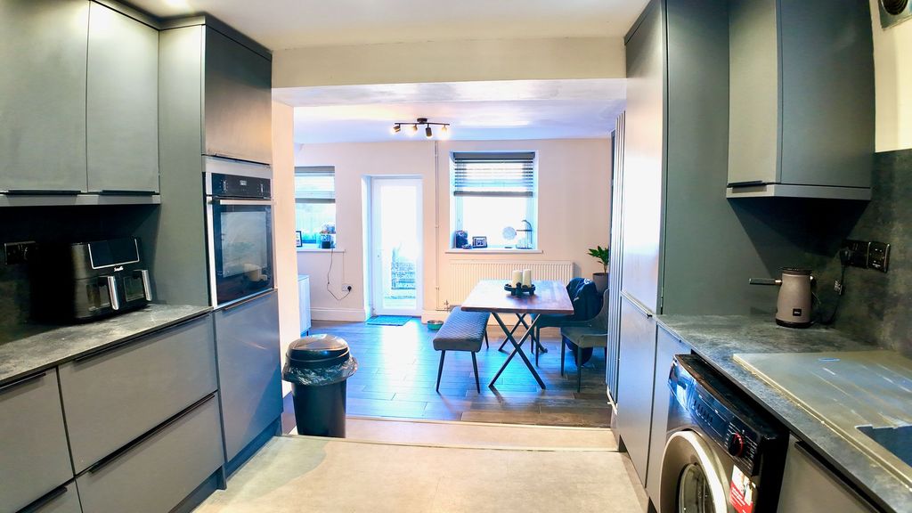 Additional image 13 of 4 bed semi-detached house for saleHillside Road, Crumlin NP11