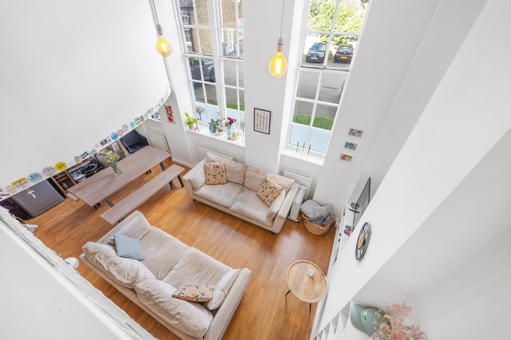 Property photo 2 of 19 Reception.Jpg