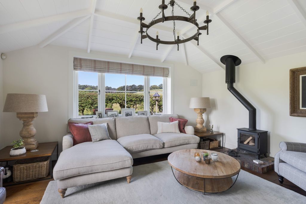 Property photo 3 of 15