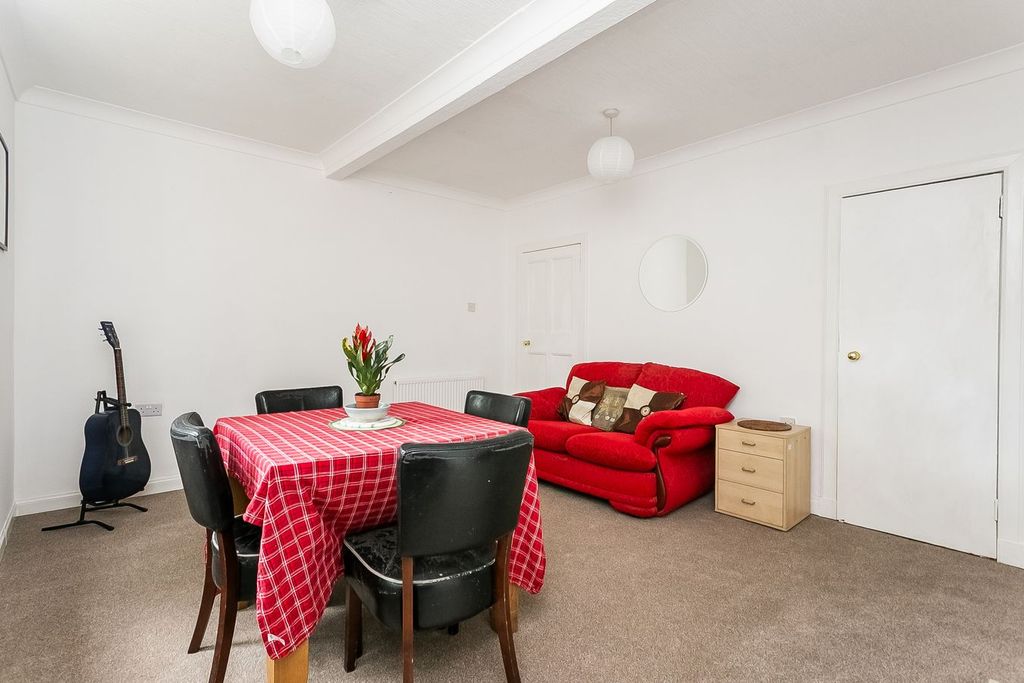 Property photo 3 of 22