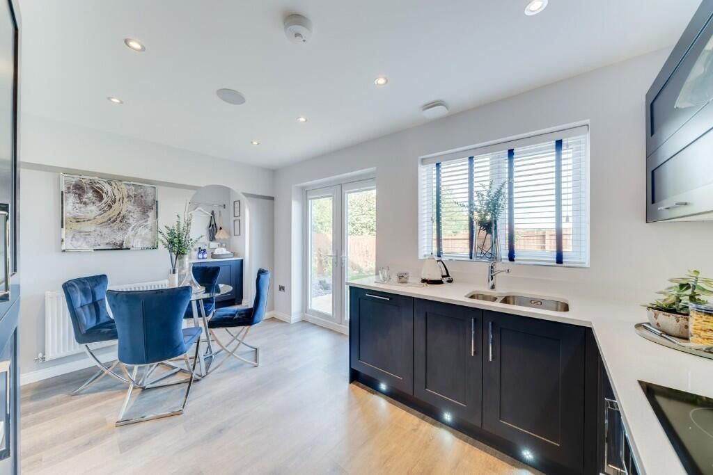 Property photo 2 of 16 Kitchen Diner 1.Jpeg