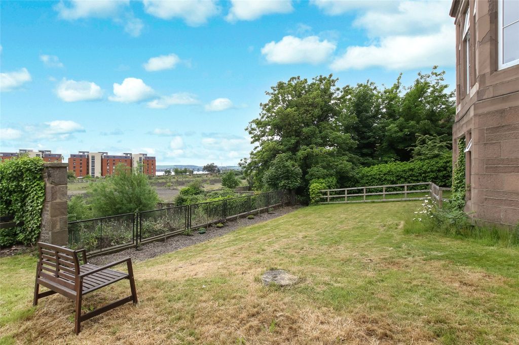 Additional image 19 of 2 bed flat for saleRoseangle, Dundee, Angus DD1