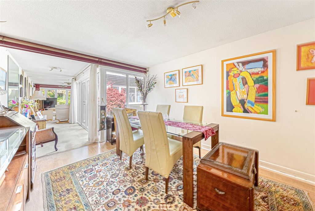 Property photo 2 of 25 Dining