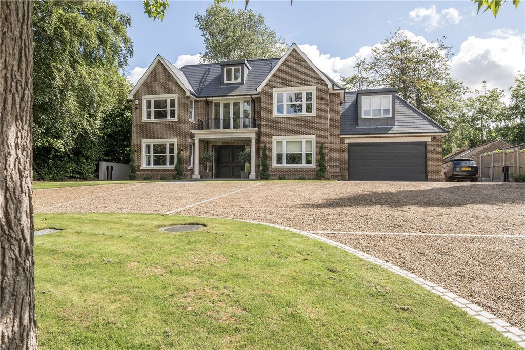 Property photo 1 of 49 Picture No. 44