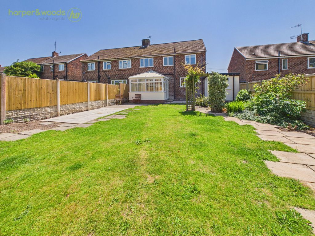 Property photo 2 of 27