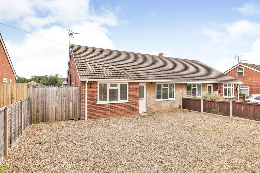 Property photo 1 of 13 Image