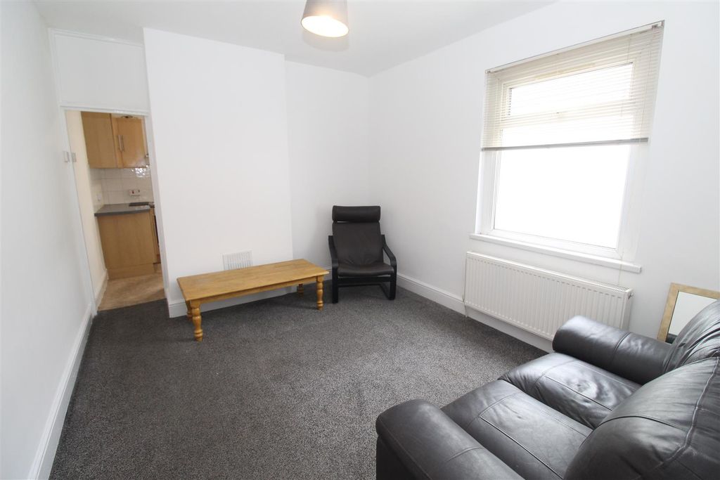 Property photo 2 of 16 Img_5475.Jpg