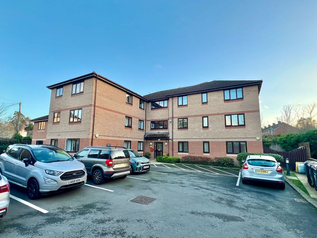 Property photo 1 of 21