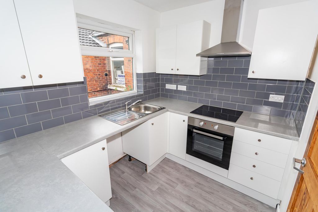 Property photo 1 of 6 Img_3644