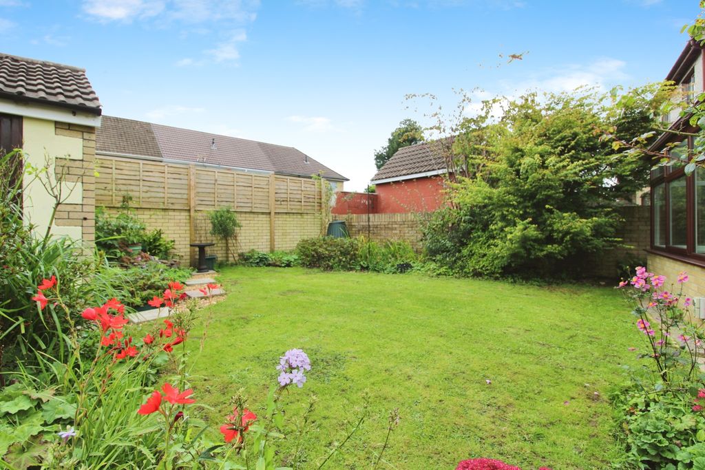 Property photo 2 of 15 Rear Garden