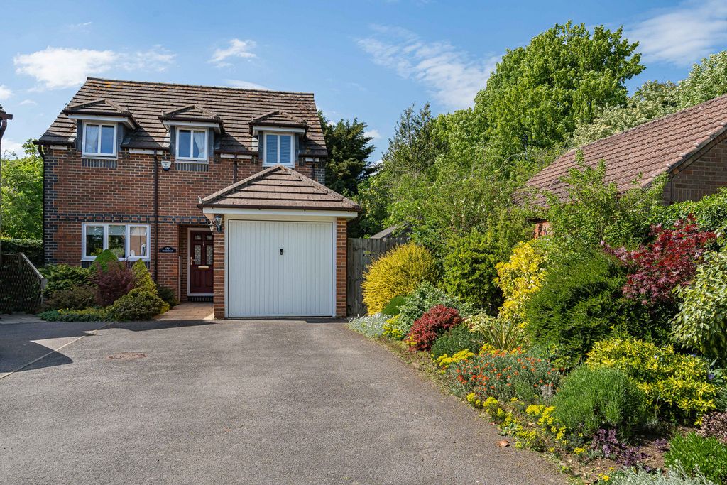 Property photo 1 of 30