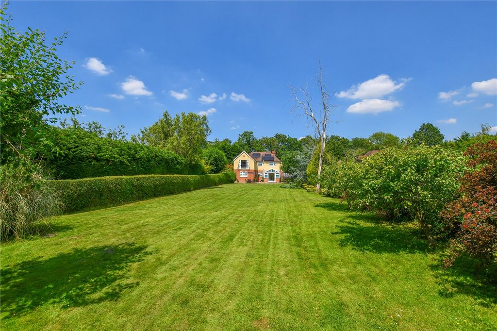 Property photo 2 of 23 Picture No. 29