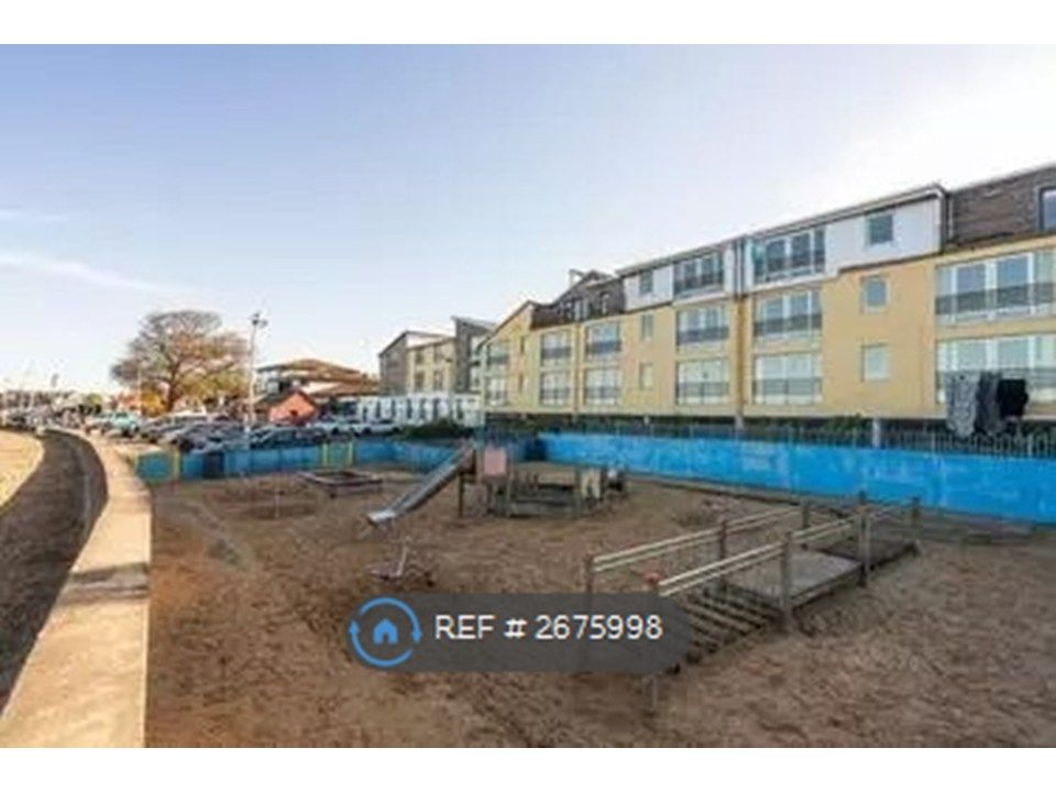 Property photo 3 of 20