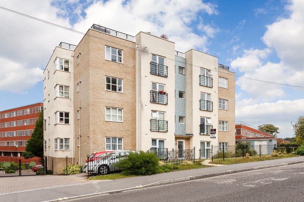 Property photo 1 of 7