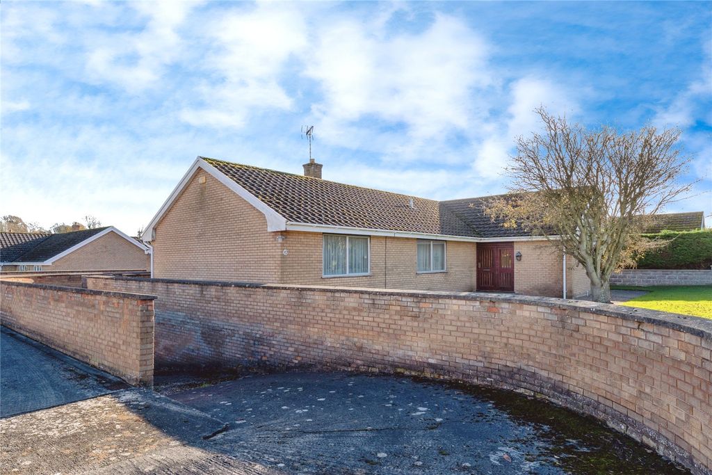 Property photo 2 of 24 Picture No. 21