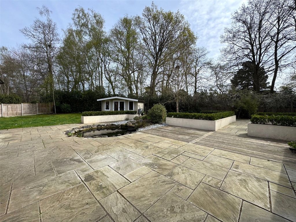 Property photo 3 of 26 Picture No. 19