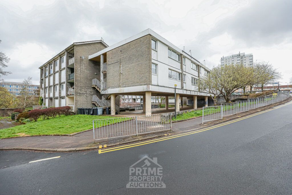 Property photo 1 of 11