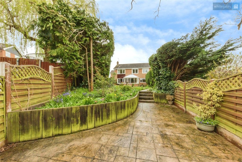 Property photo 2 of 24 Picture No. 97