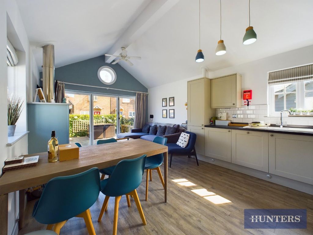 Property photo 3 of 19 Living Area