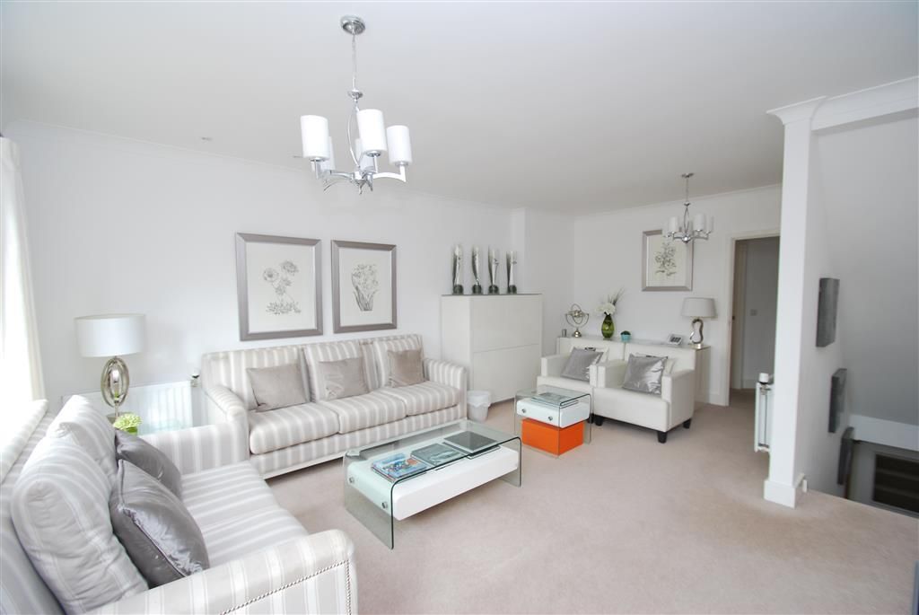 Property photo 2 of 12 Reception Room