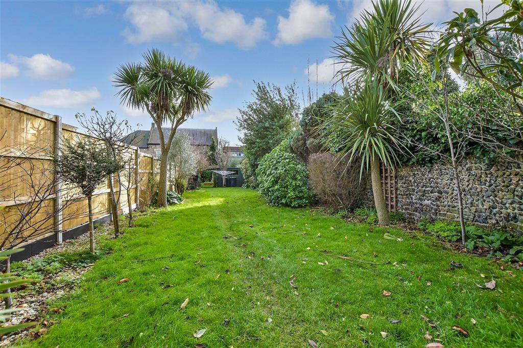 Property photo 2 of 14 ---