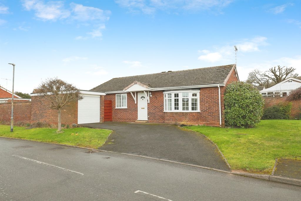 Property photo 1 of 17