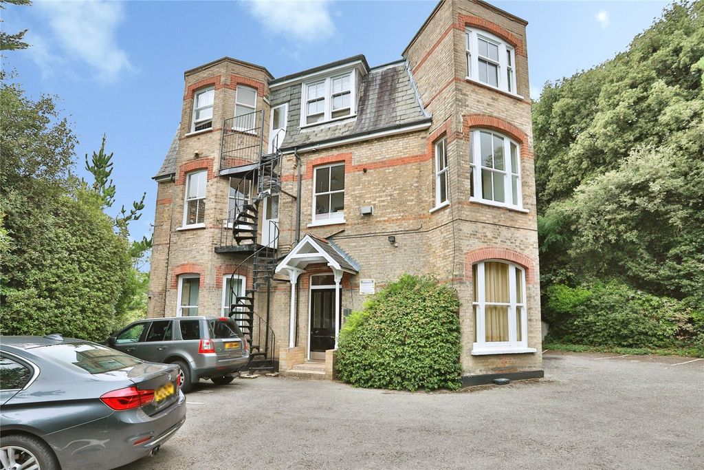 Property photo 1 of 13 Picture No. 14