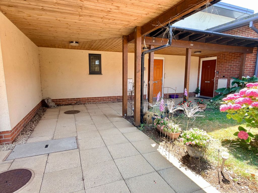 Property photo 2 of 14