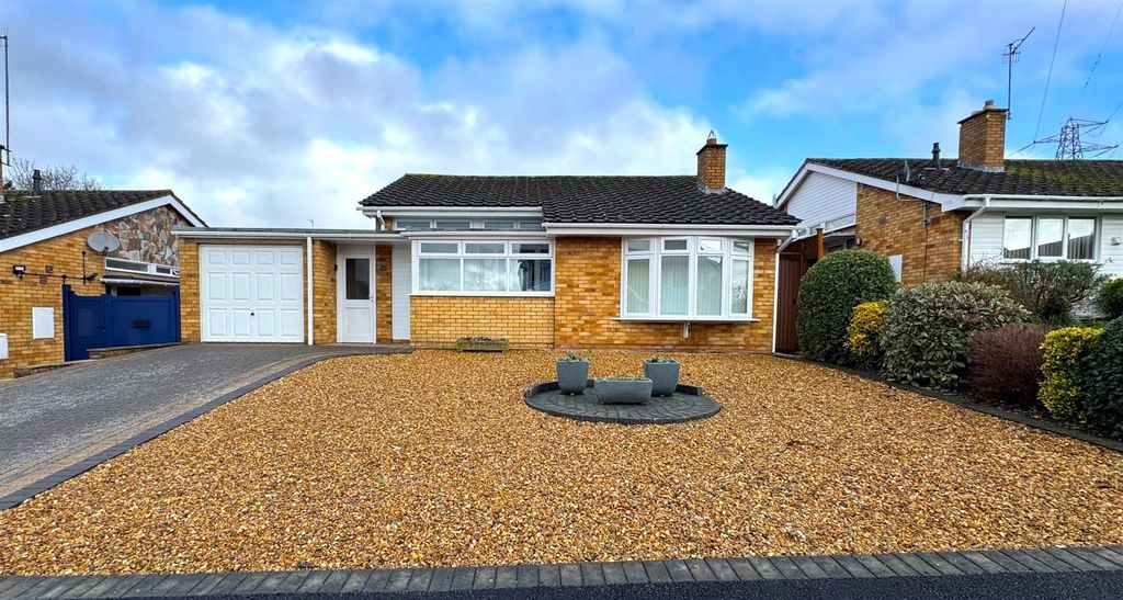 Property photo 1 of 13 Front (1).Jpg