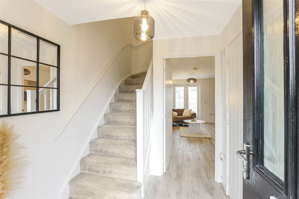 Property photo 2 of 21 Picture No. 04