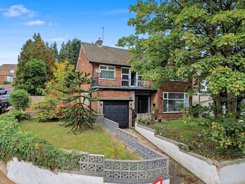 Property photo 1 of 41