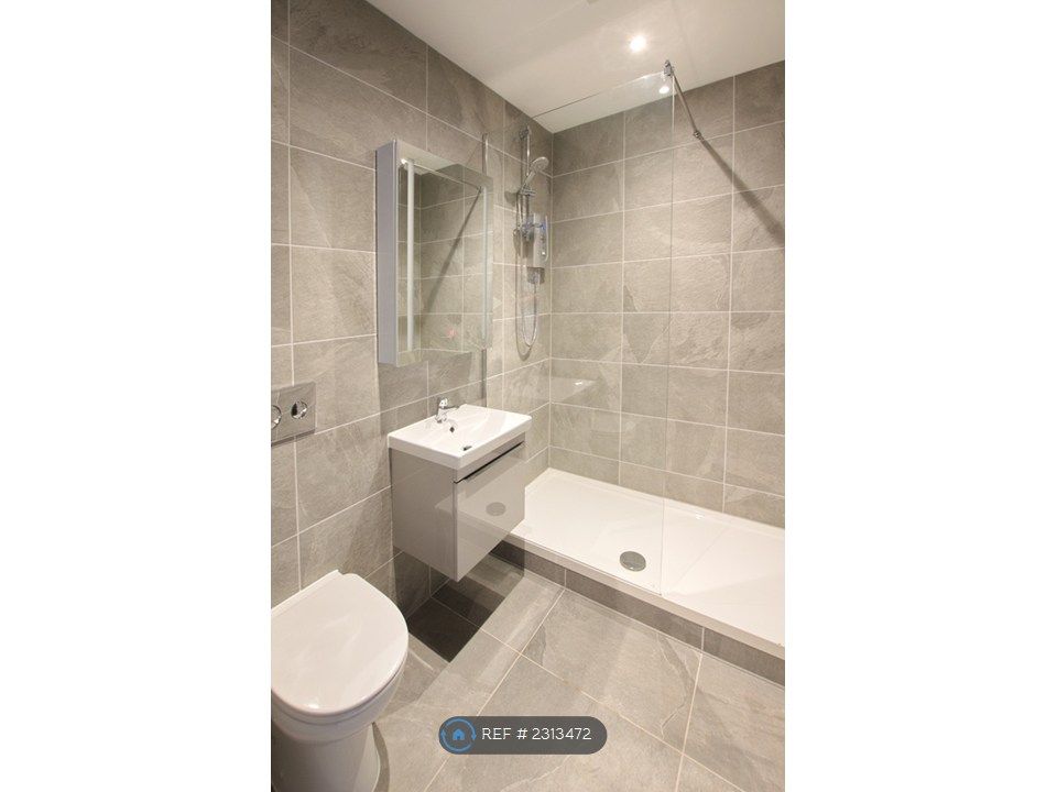 Property photo 2 of 3