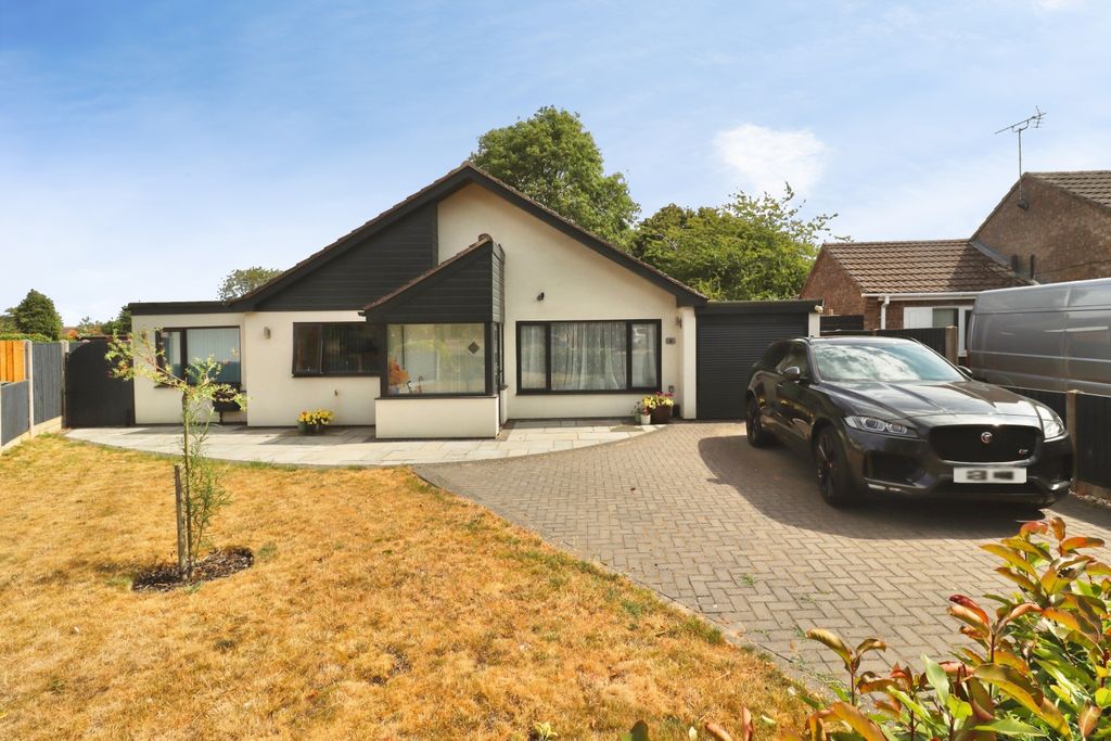 Property photo 1 of 19