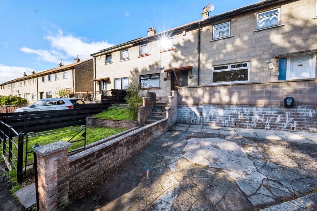 Property photo 1 of 24