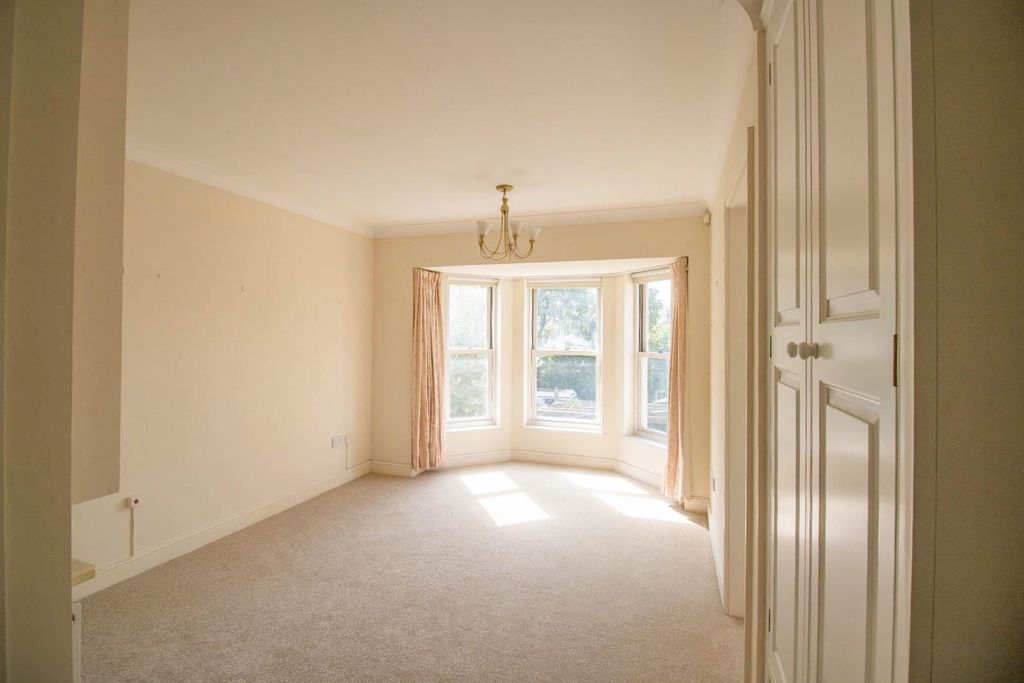 Property photo 2 of 22 8Frnbkrr2E2Wcb1Rwhxcwg.Jpg