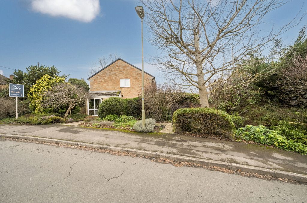 Property photo 1 of 19 Front