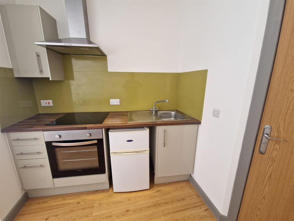 Property photo 2 of 11 Whatsapp Image 2026-03-20 At 15.51.41 (1).Jpeg