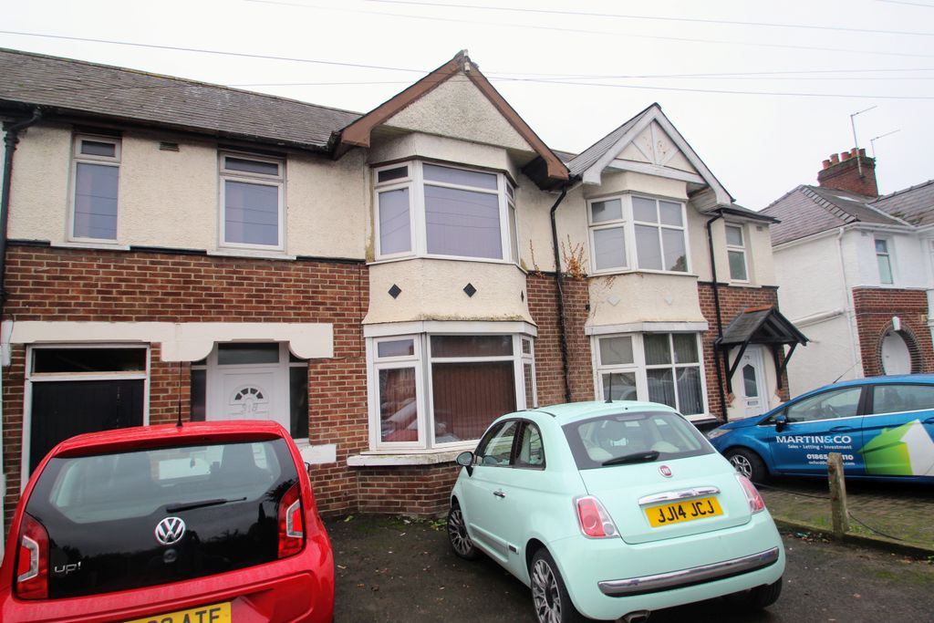 Property photo 1 of 8