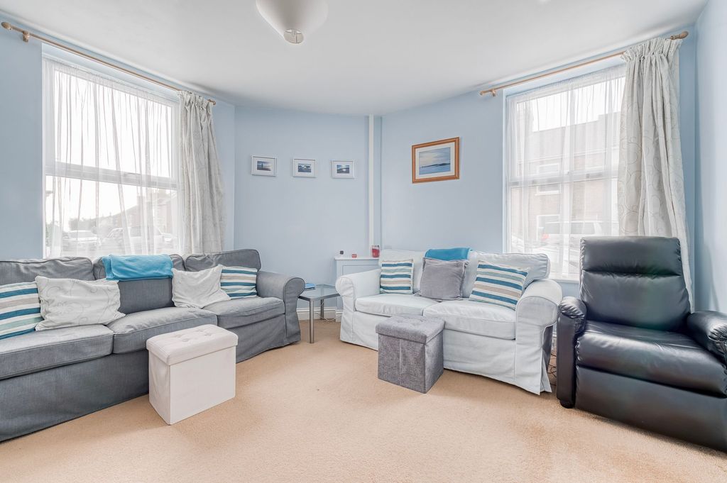 Additional image 4 of 3 bed flat for saleSt. Georges Road, Pakefield NR33