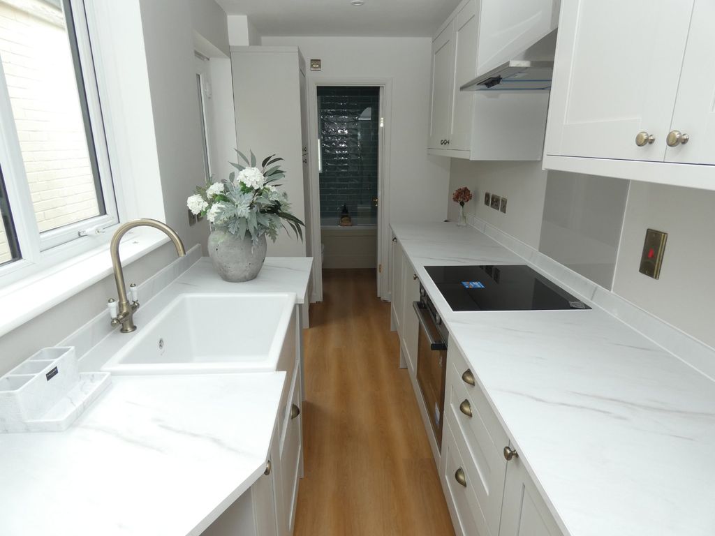 Property photo 3 of 10 Picture 3