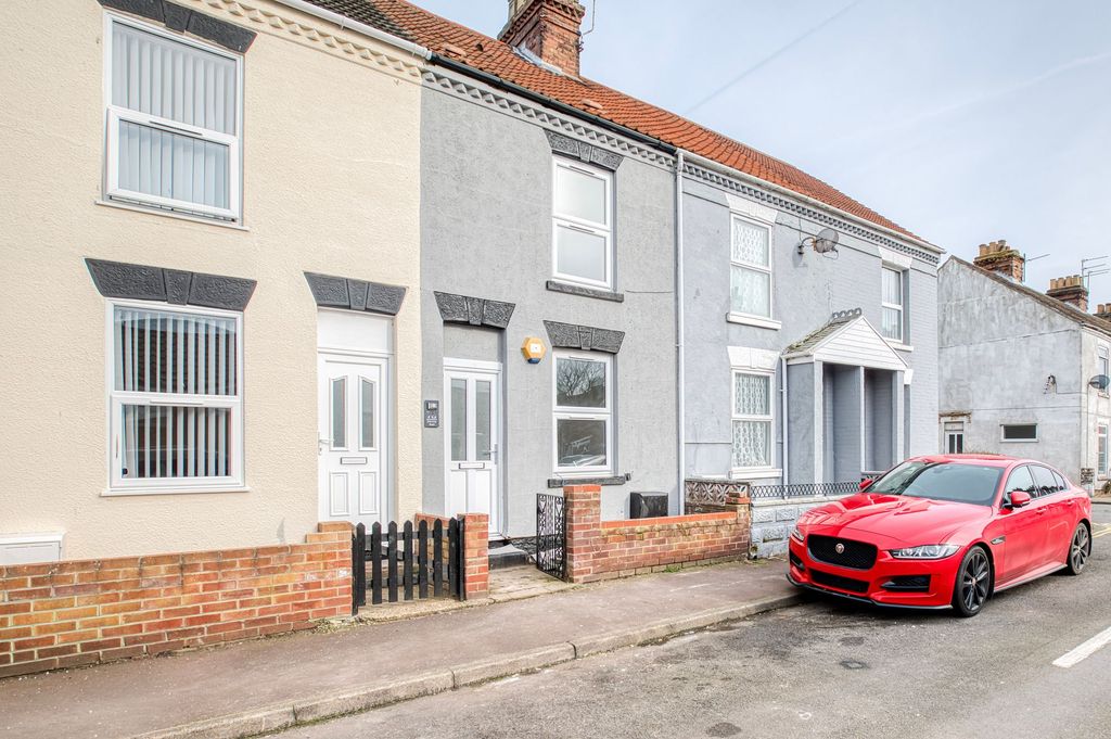 Property photo 1 of 10