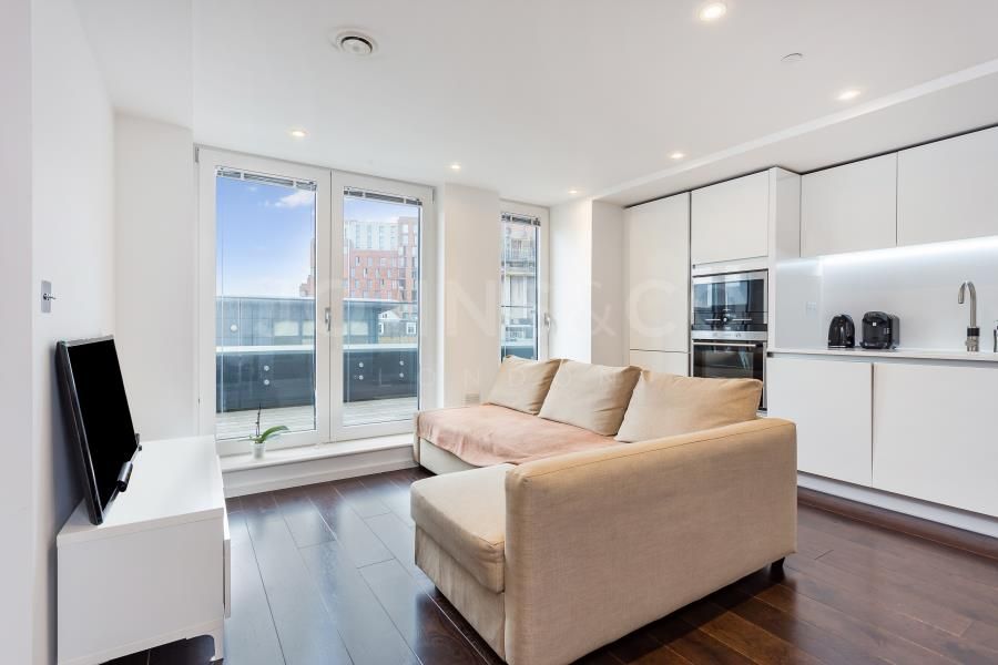 Property photo 2 of 18