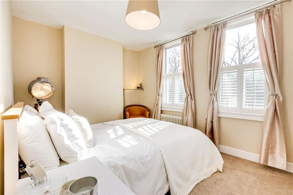 Property photo 3 of 6